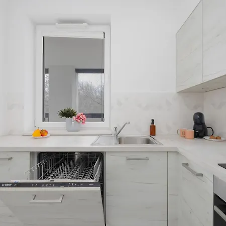 Apartment Nowaka-jezioranskiego Modern Comfort By Solarento *