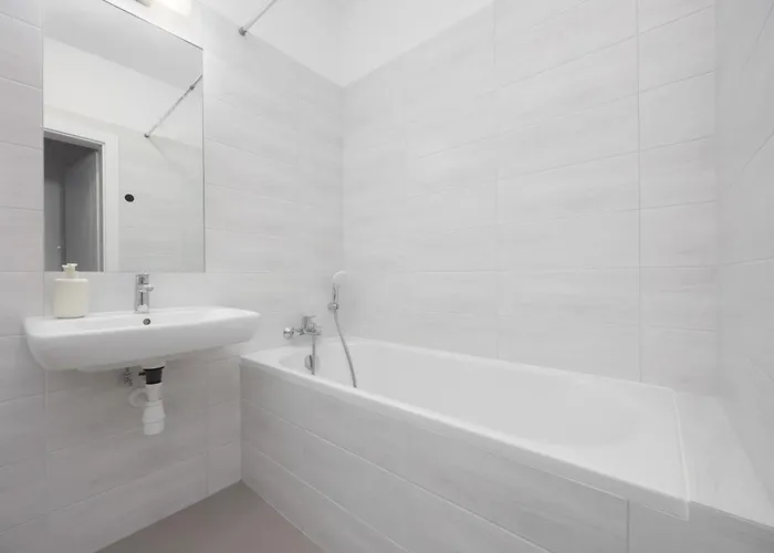 Nowaka-jezioranskiego Modern Comfort By Solarento Apartment