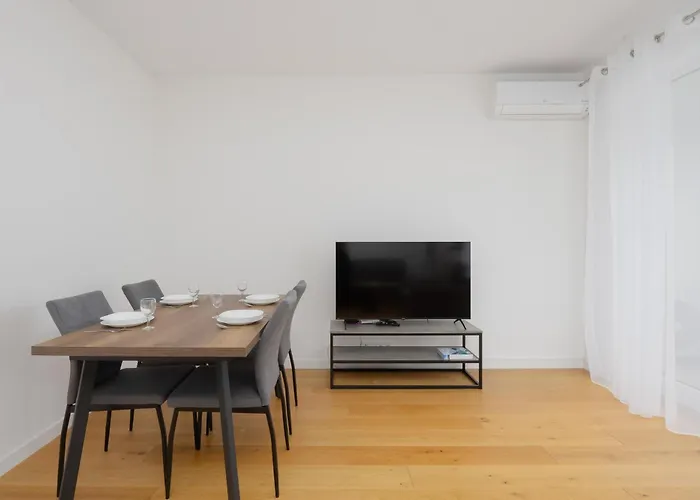 Nowaka-jezioranskiego Modern Comfort By Solarento Apartment Warschau